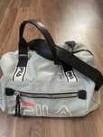 Красива сумка Fila