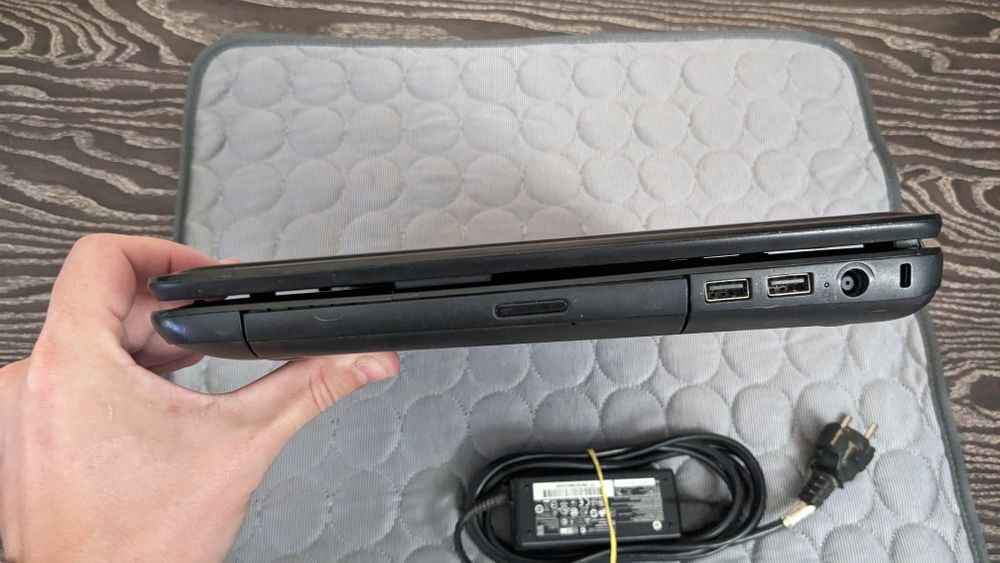 HP compaq cq58 (4гб озу 500гб диск)