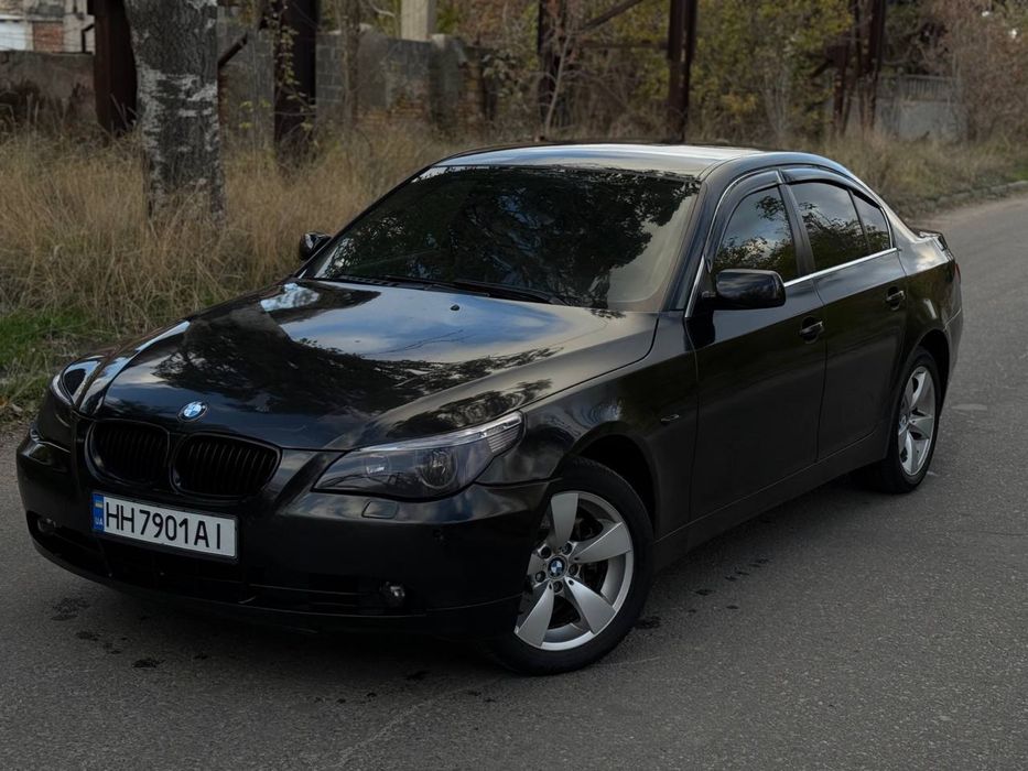 BMW   E60. 2004г