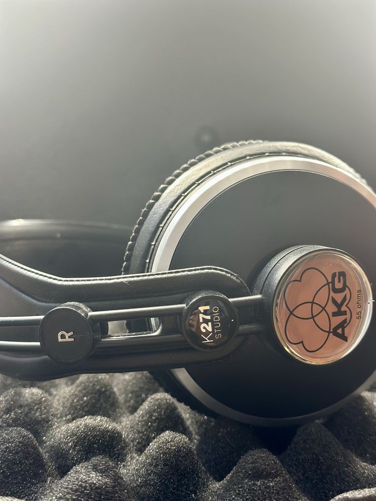 AKG K271 Studio (б/у в гарному стані)