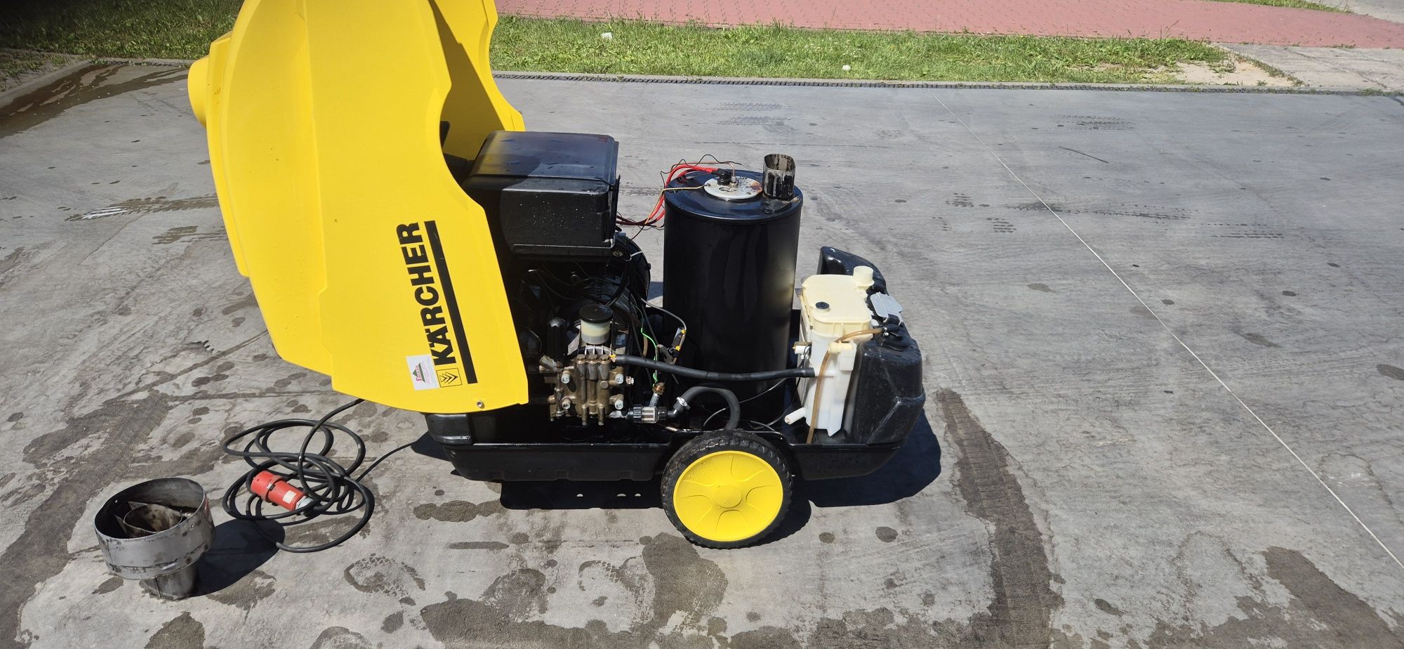 Sprzedam myjkę ciśnieniową karcher hds 695m eco