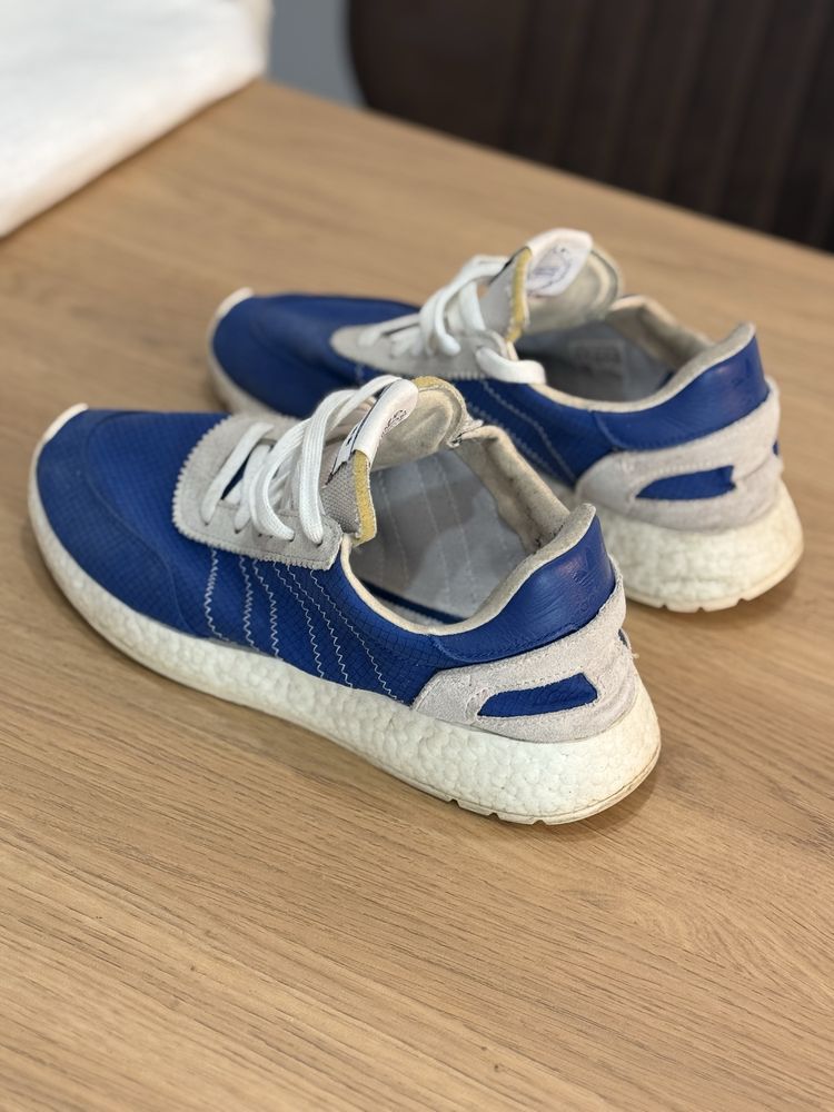 Lote de Tenis de varias marcas