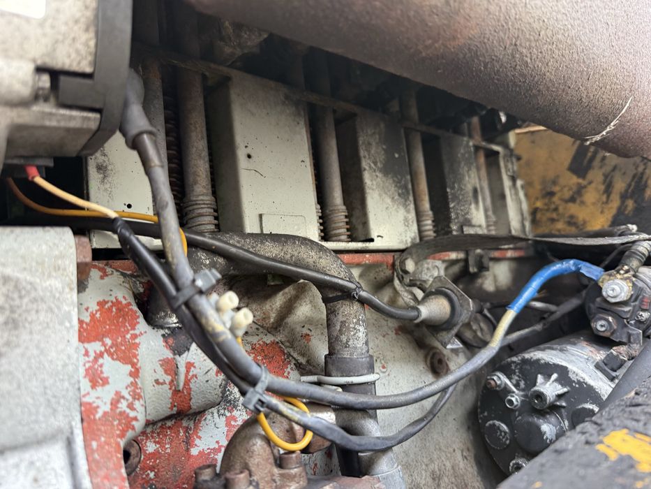 Maszyna leśna 6x6 HDS do zwożenia drzewa wywrotka