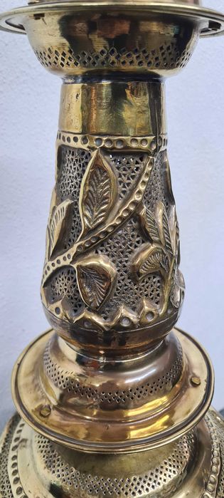 Abajur decorativo artesanal, estilo Médio Oriente, início do século XX