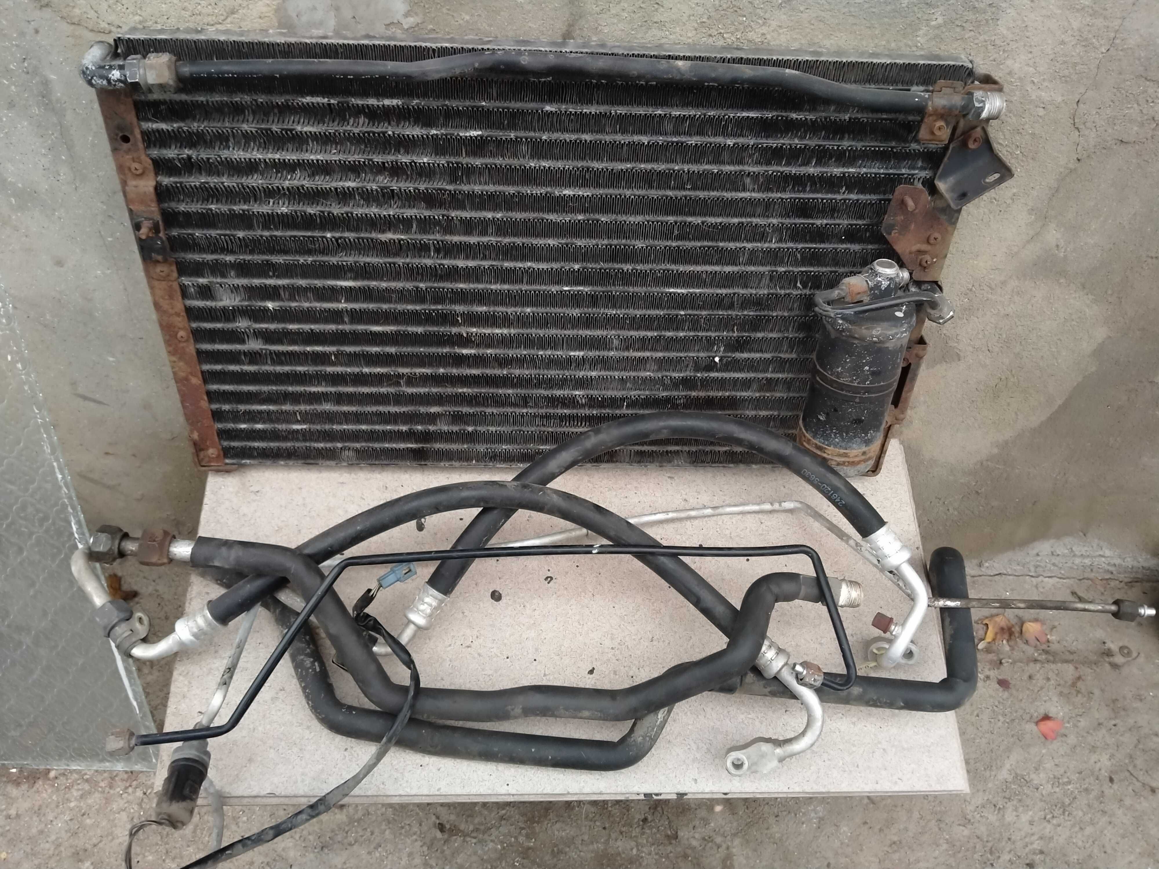 Компрессор кондиционера Mitsubishi Pajero 1,2