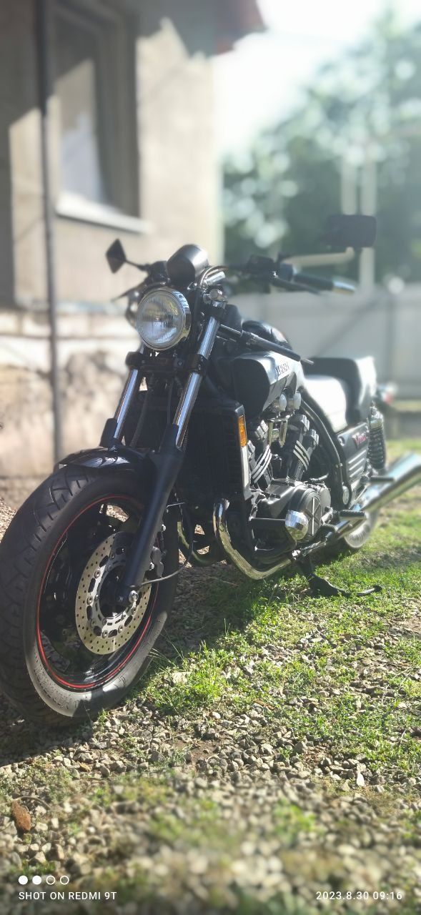 Yamaha V-Max1200