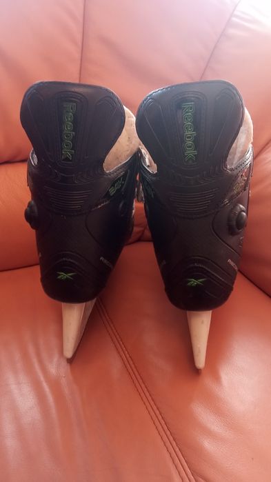 Łyżwy hokejowe Reebok Ribcore 24K Rozmiar 44 Wkładka 28 cm .Dobry stan
