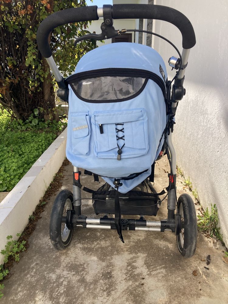 Quinny Freestyle 3 XL (com 2 chassis)