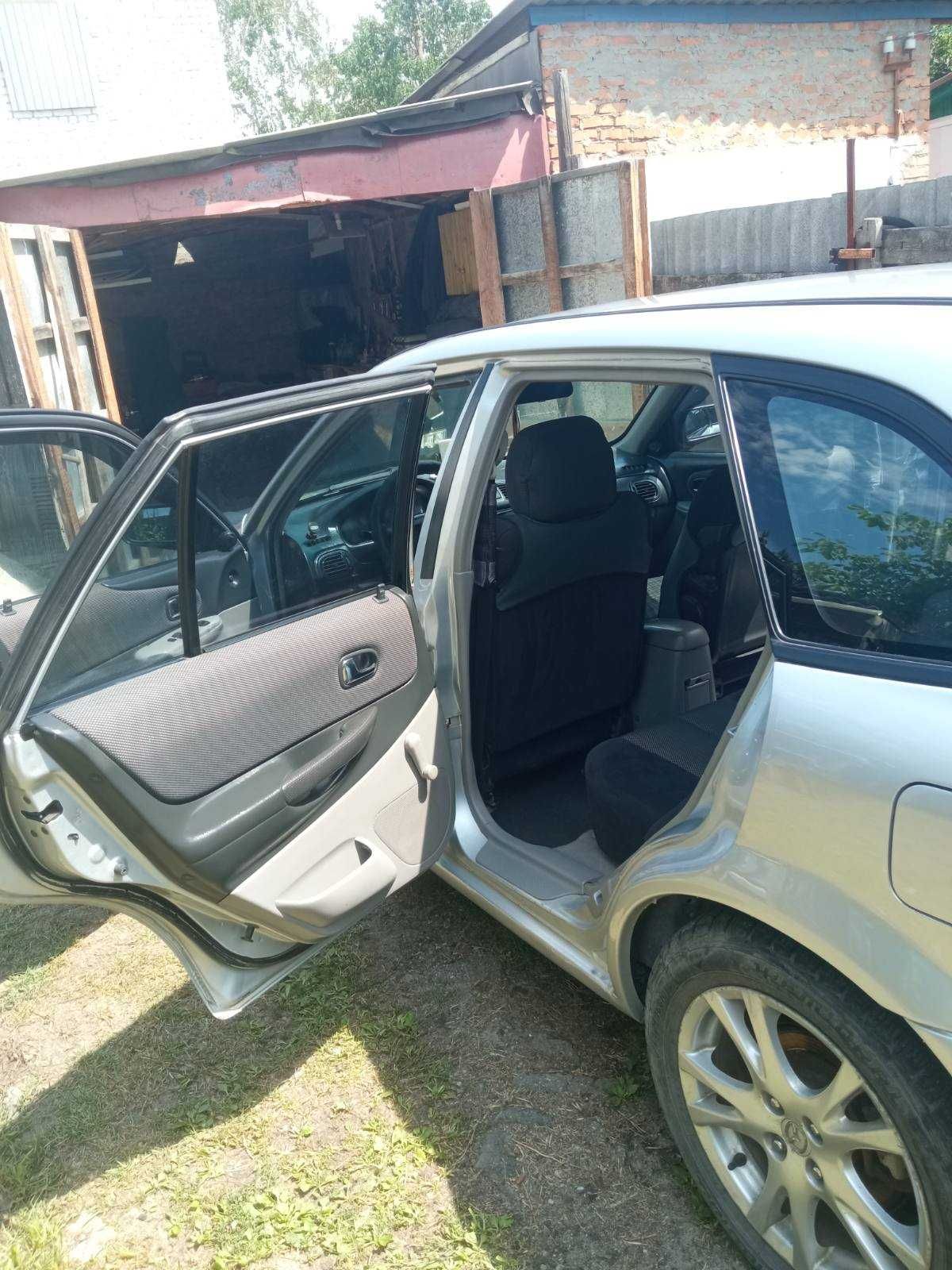 Продам автомобиль Мазда 323f