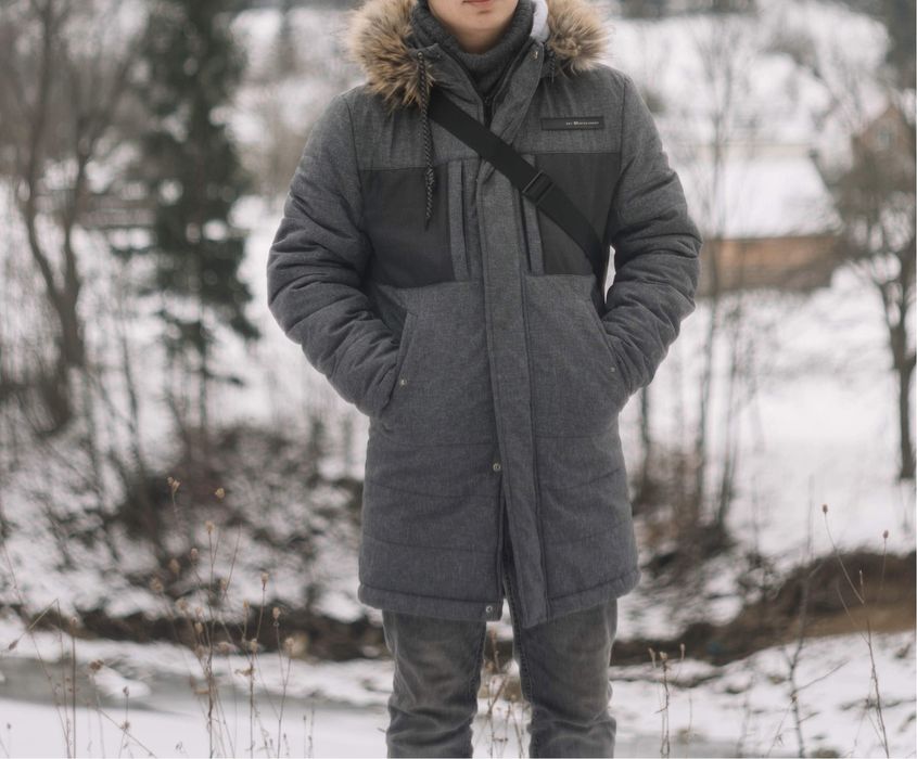 Зимова чоловіча куртка, пуховик