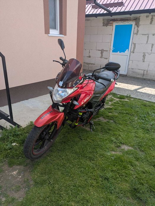 Lifan cityr 200.
