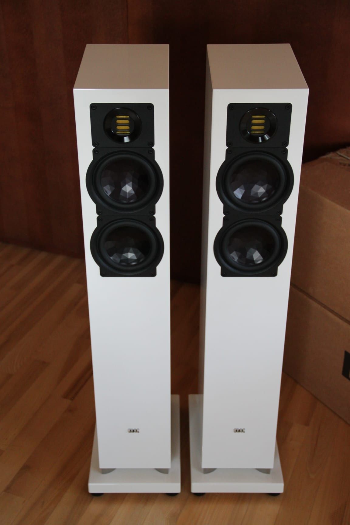 Elac fs 247.3 kolumny podłogowe stereo