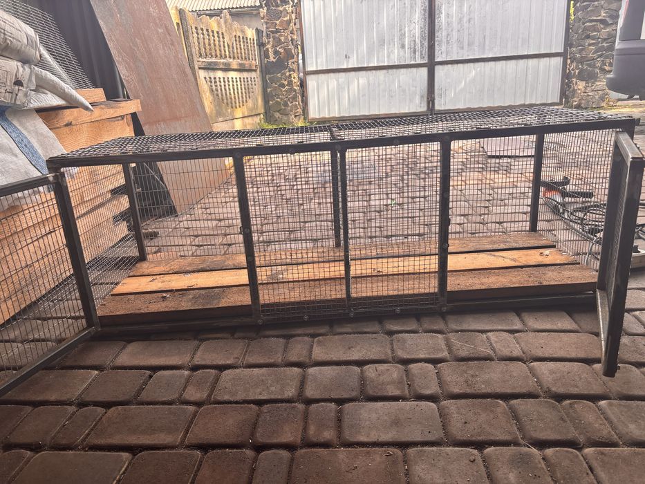 Клітка для птиці або кроликів