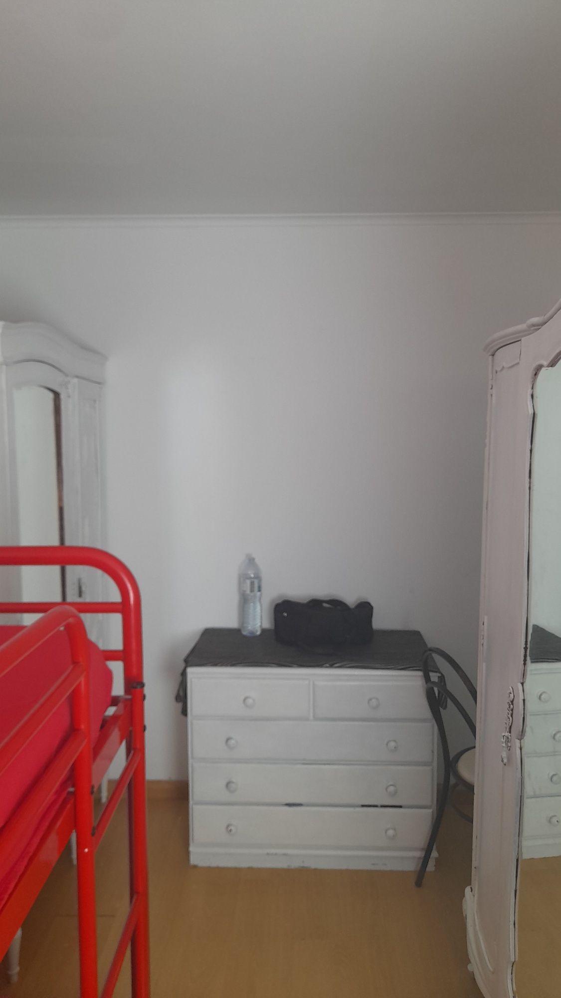 Quarto para alugar compartilhado a 1 rapariga
