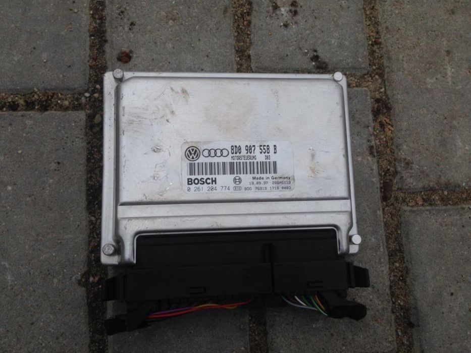 KOMPUTER SILNIKA VW B5 AUDI A4 1.8 ADR 8D0907588B