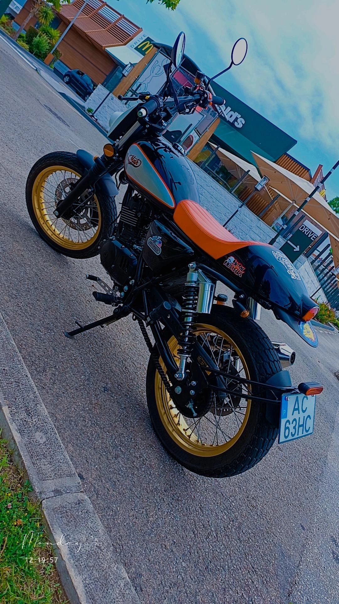 Mash Dirt Track 2020