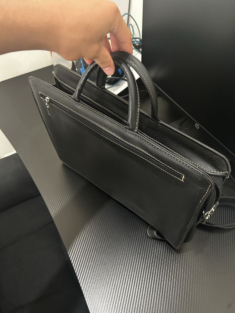 bolsa com alça em couro nunca usada