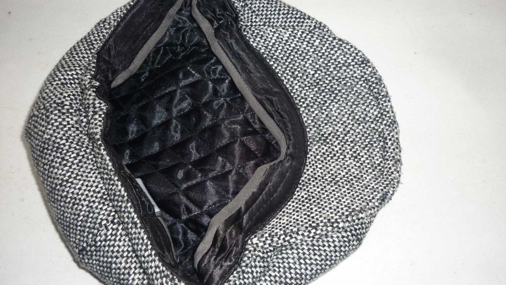 Houkins- kaszkiet  z wełną  r; 58