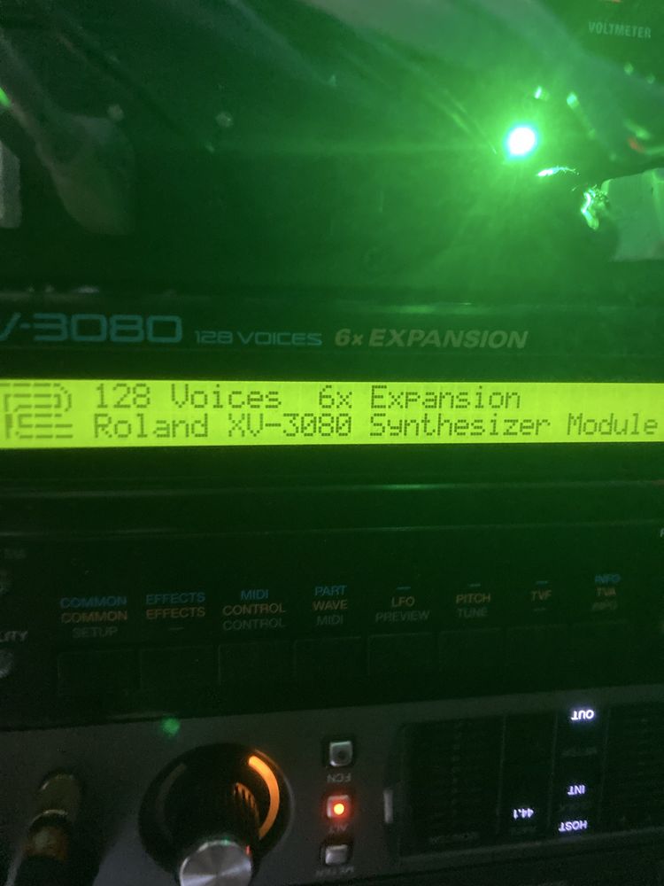 Roland XV3080 + Sr-Jv80-09 sessions moduł brzmieniowy