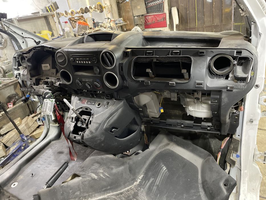 ч Кнопки Торпедо панель приборов Citroen Berlingo Peugeot Partner