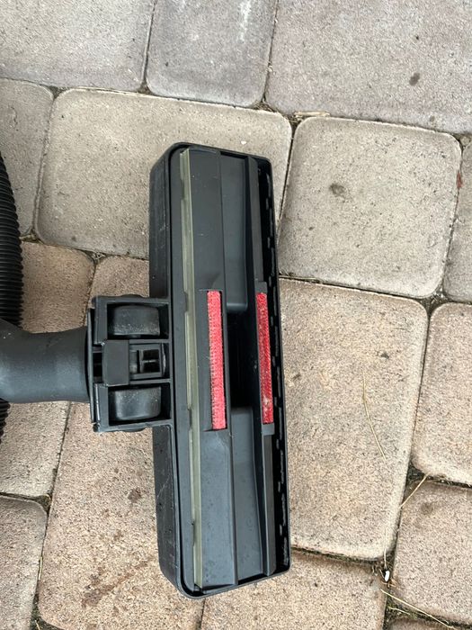 Пилосос німецький з аквафільтром Thomas Twin