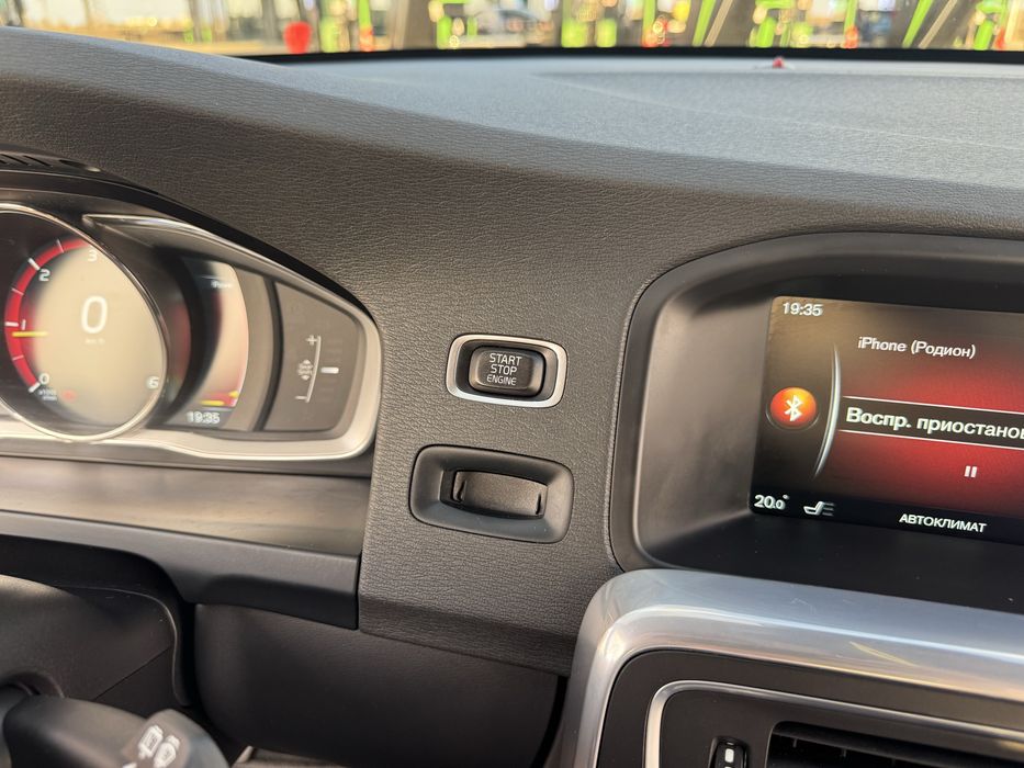 Продам Volvo V60