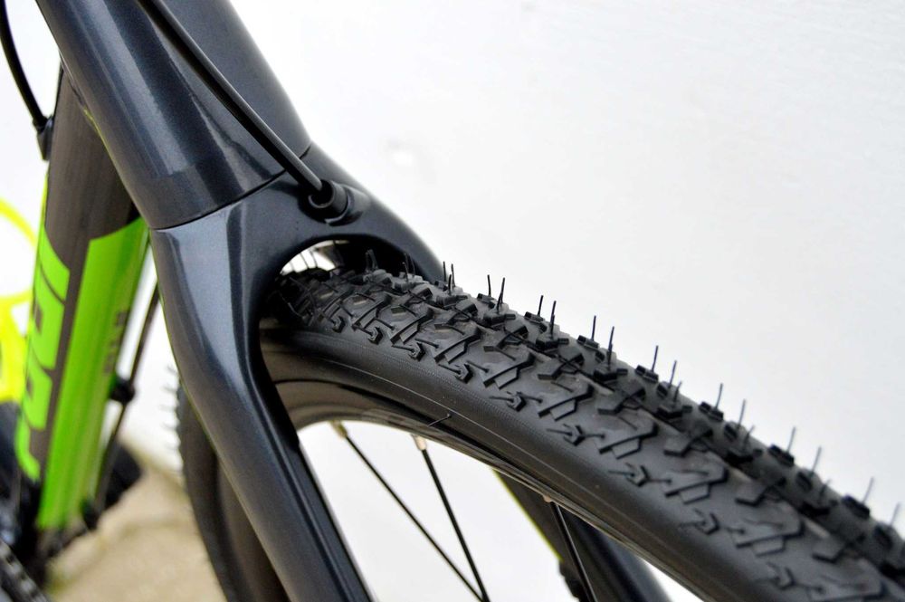 FV23 mała szosa FUJI SPORTIF 1.3 komfortowa allroad Road+ endurance XS