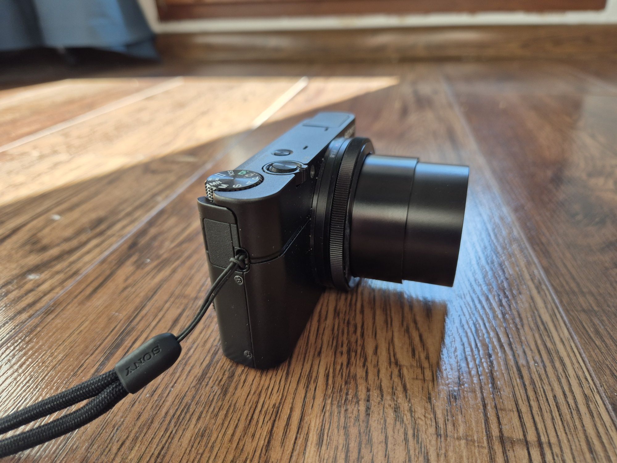Aparat Sony Cyber-shot DSC-RX100