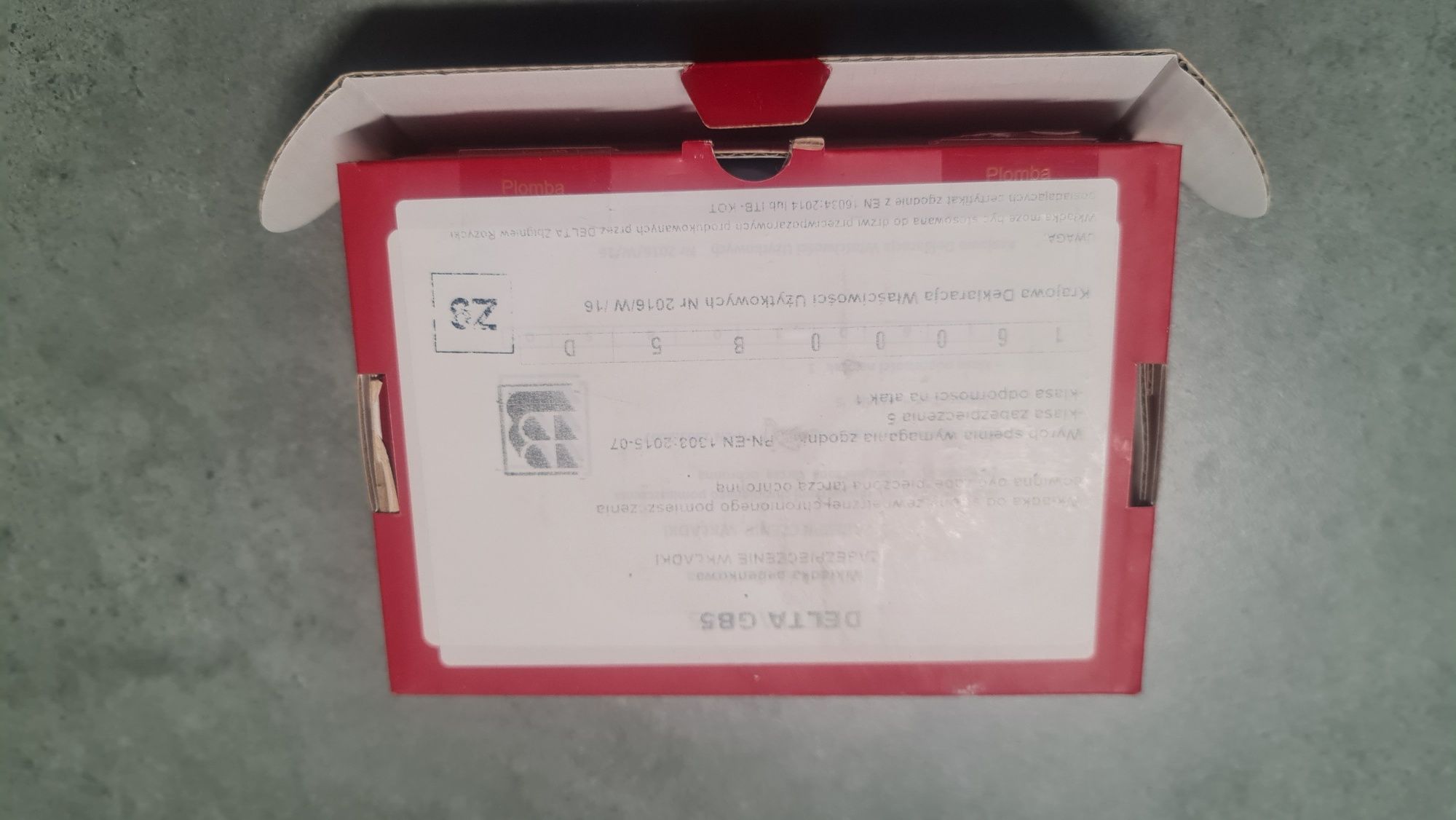 Wkładka do zamka Delta w systemie 1 klucza 92x51, drzwi na zewnątrz.