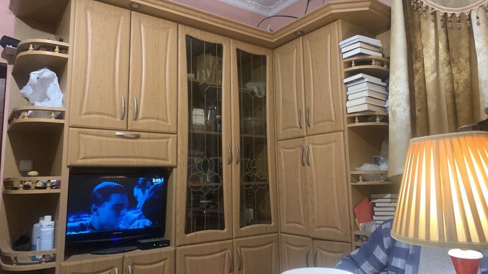 Продається шафа на кухню б/у.