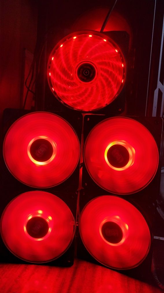 Комплект 4+1 с RGB подсветкой 120мм.