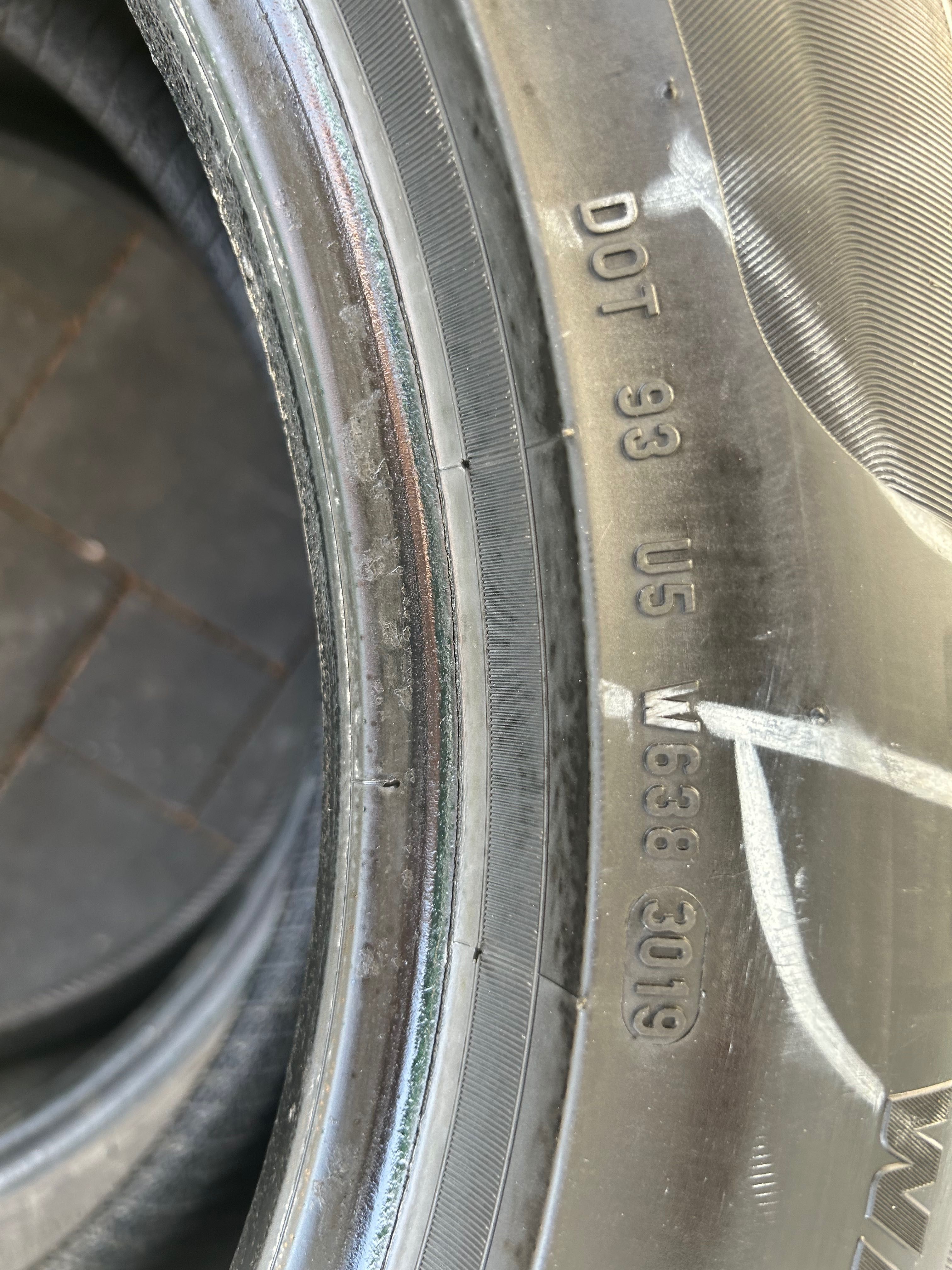 Opony PIRELLI SOTTOZERO 3 225/55 r18 102v M+S zima (4st.)