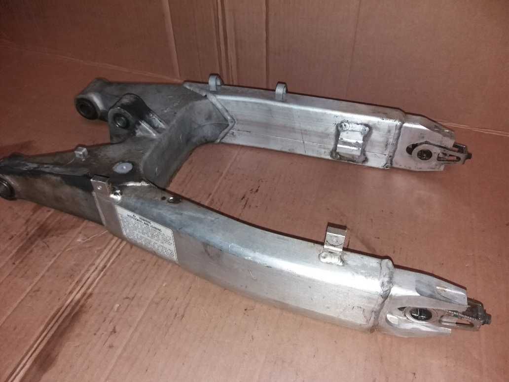 Braço oscilante ( escora ) Honda CBR600F