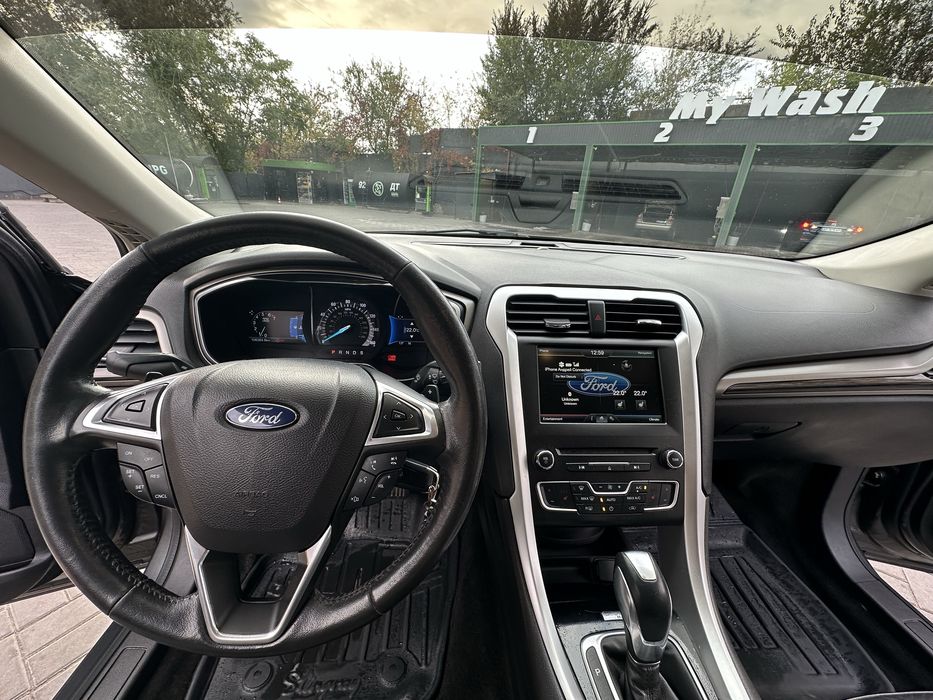 Ford Fusion SE AWD 2015