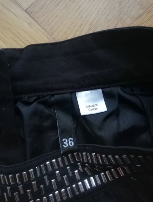 Czarna spódniczka H&M