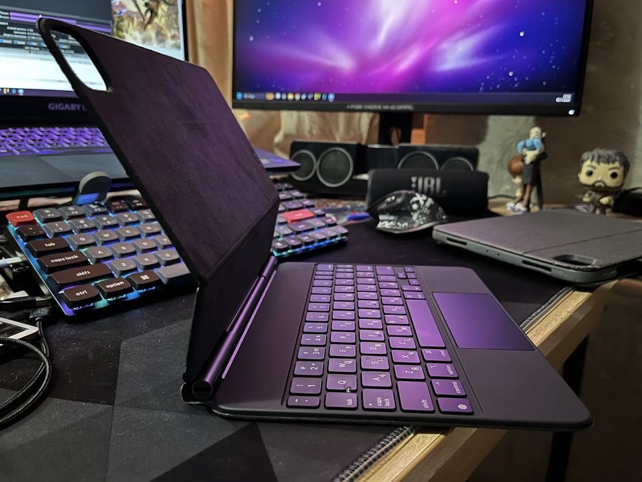 Оригінальна iPad Magic Keyboard 11 Pro a2261