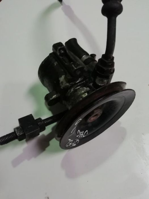 Bomba direcao assistida - Opel Astra 1.7 D ( OHC ) 1991