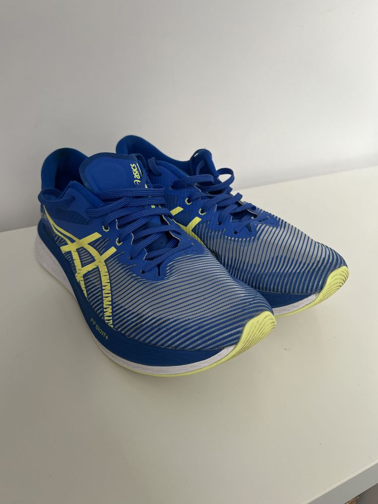 Asics Magic Speed 3