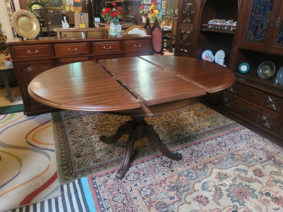 Mesa redonda extensível - Muito bom estado geral