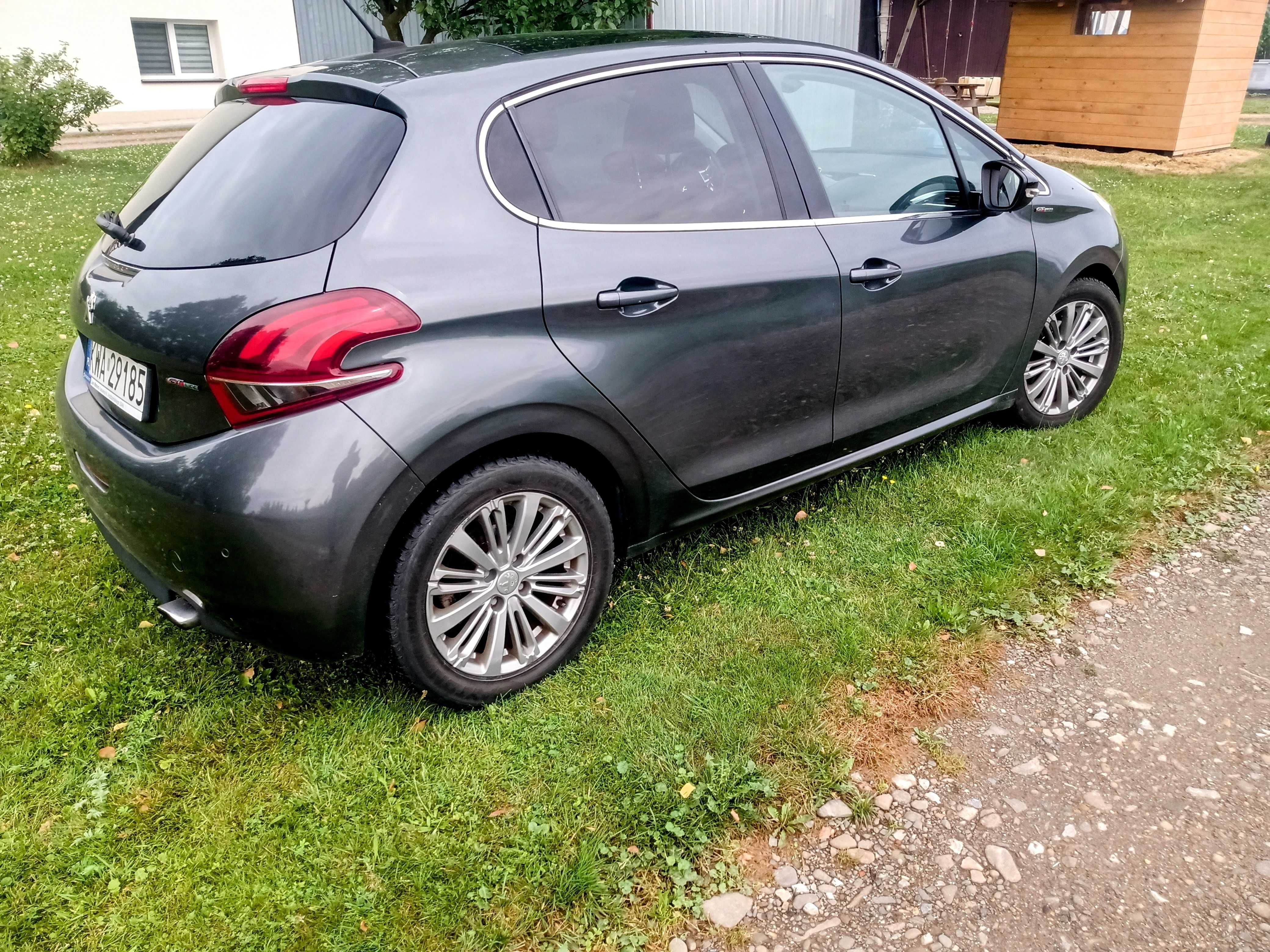 Peugeot 208 GT laine Full opcja  od kobiety warty uwagi
