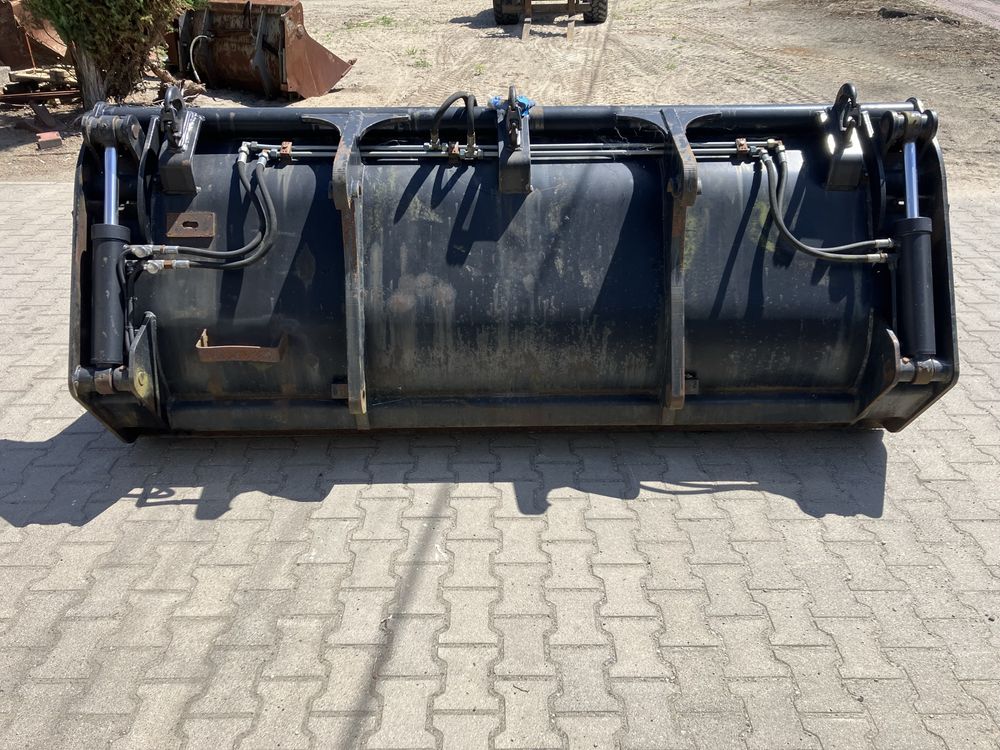 Łyżka dzielona krokodyl ABL Big BM poj. 1,5 m3