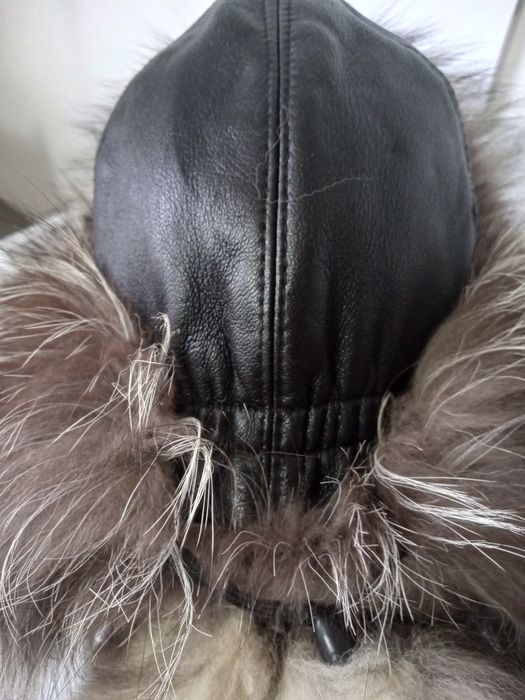 Шапка ушанка женская с натуральным мехом.