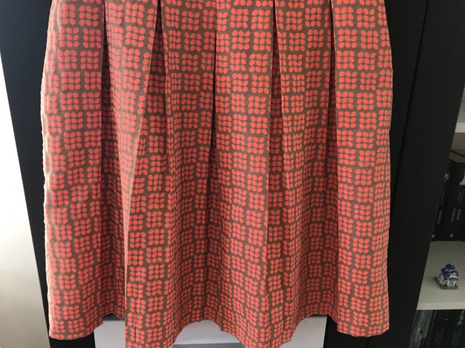 Piękna sukienka Simple