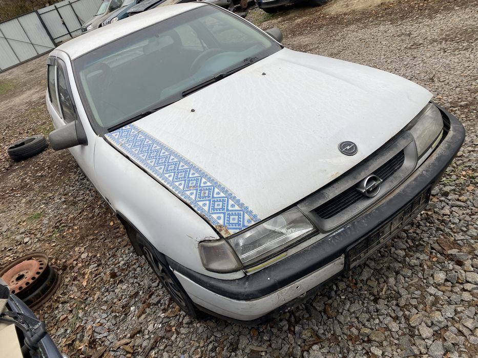 Opel Vectra A по запчастинах.