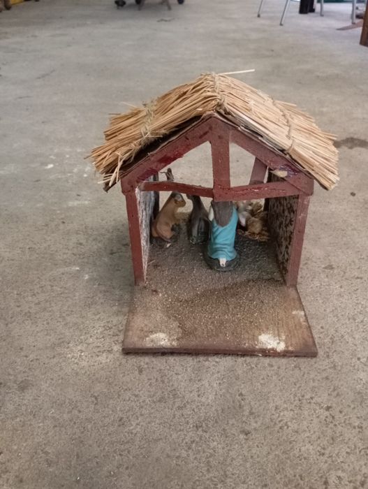 Vendo esta peça muita bonita bom estado