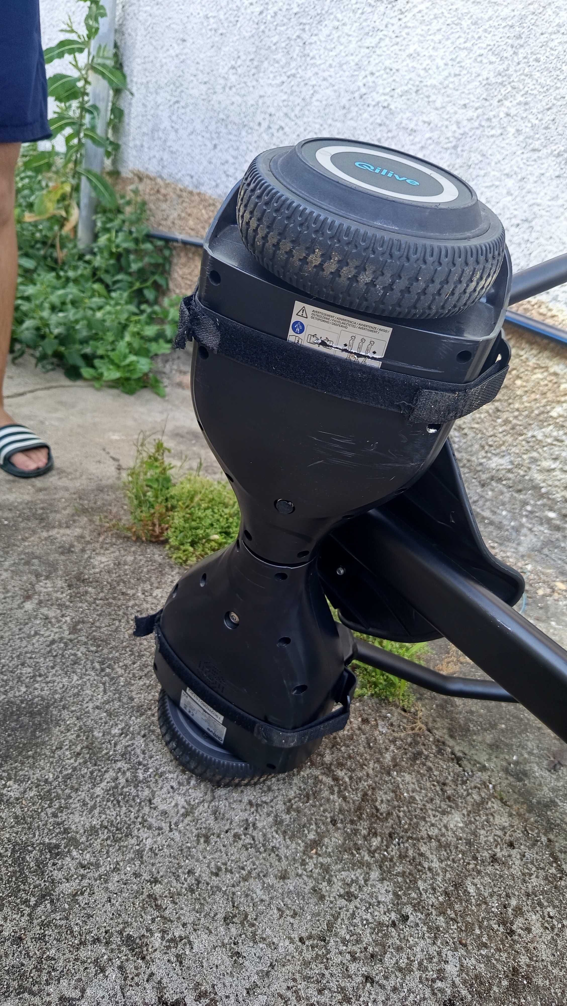 Hoverboard Qilive com carrinho