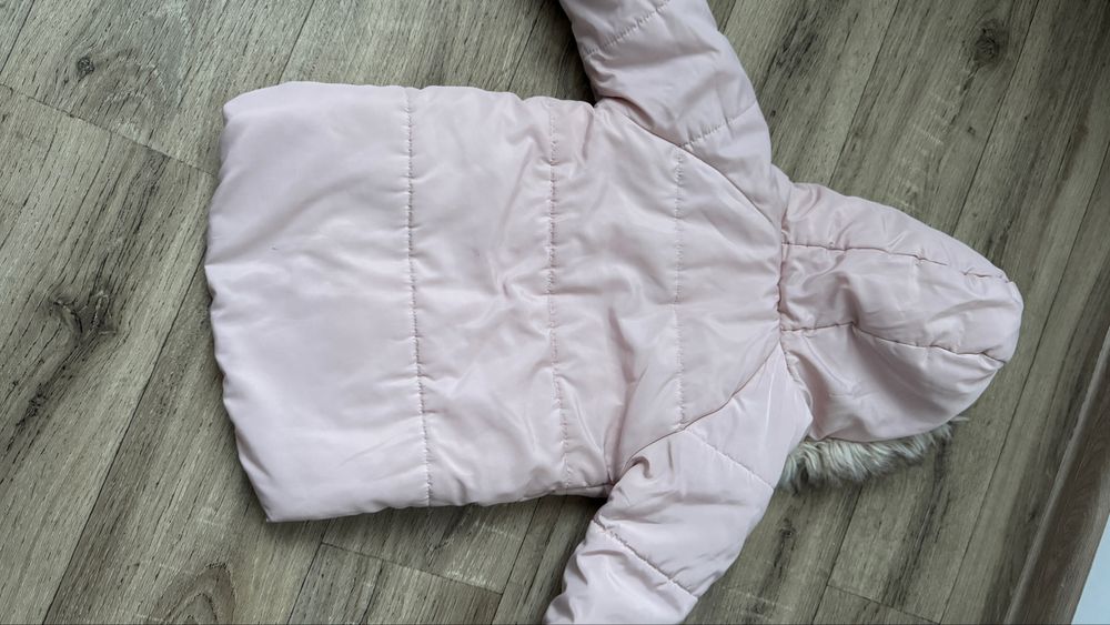 Тепла курточка на дівчинку
