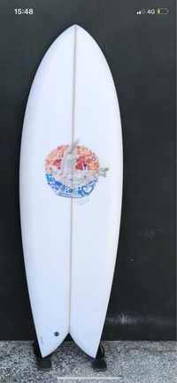 Prancha de surf Twin fin 5.11 Hammanda Shape