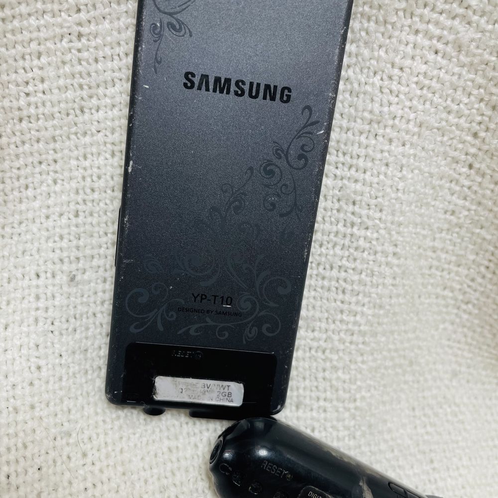 MP3 плеєр Sony/ Samsung YP-T10.
