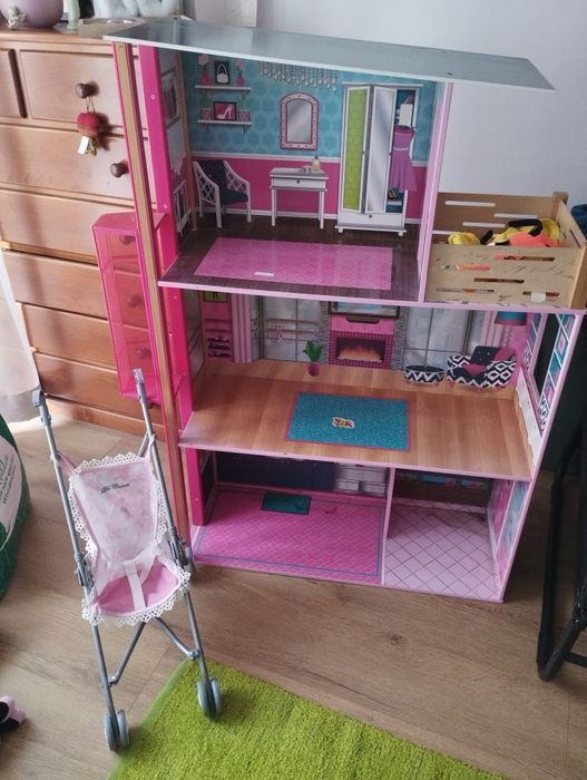 Casa de Bonecas com elevador